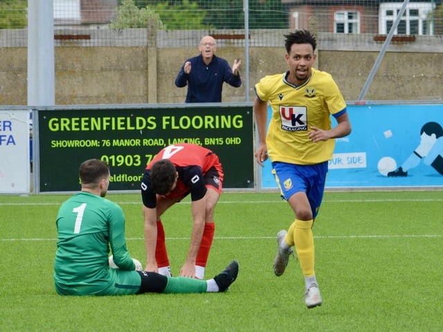Lancing FC v Harefield United, FA Cup preliminary round