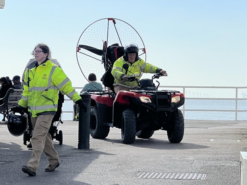 A motorised paraglider has ‘crashed into the water off Worthing Pier’, sparking a large emergency response.