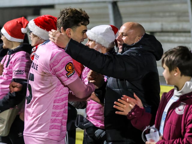 Weston-super-Mare v Eastbourne Borough, National South
