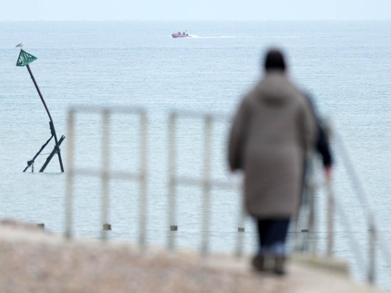 COASTGUARD CHOPPER 187 AND 175 OFF SELSEY THIS MORNING WITH SELSEY INSHORE RNLI