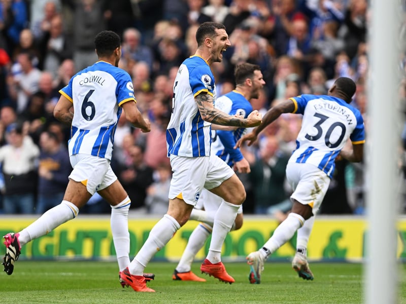 Looked untroubled at the back before Southampton piled on the pressure after the break. Crucial defending when called upon