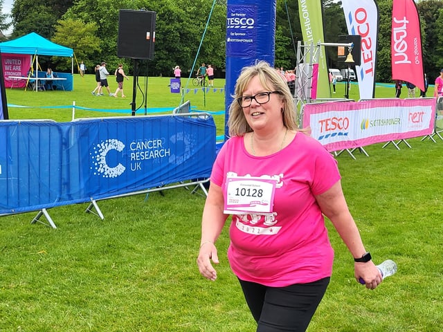 Oakwood School at Horsham Race for Life 2022
