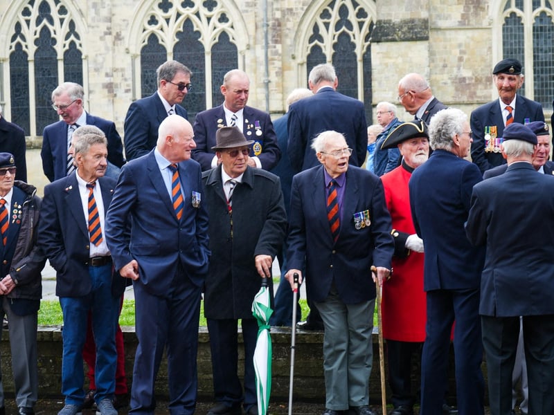 The veterans getting ready of a big group photo.