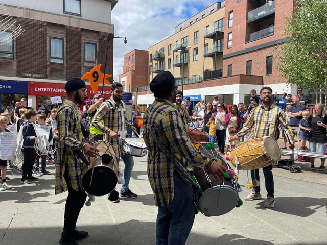 Natural World themed children's parade