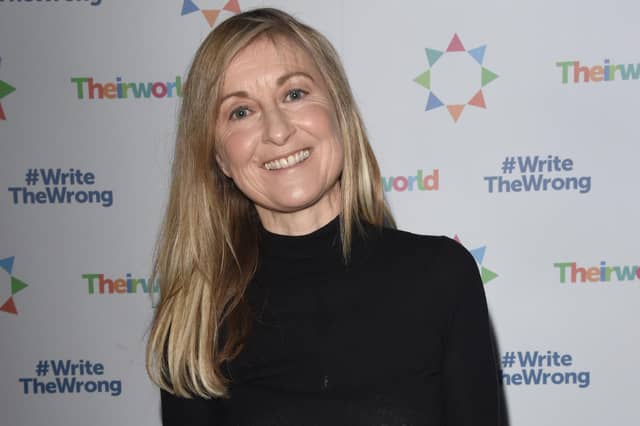 TV presenter Fiona Phillips has announced that she has been diagnosed with Alzheimer’s disease.