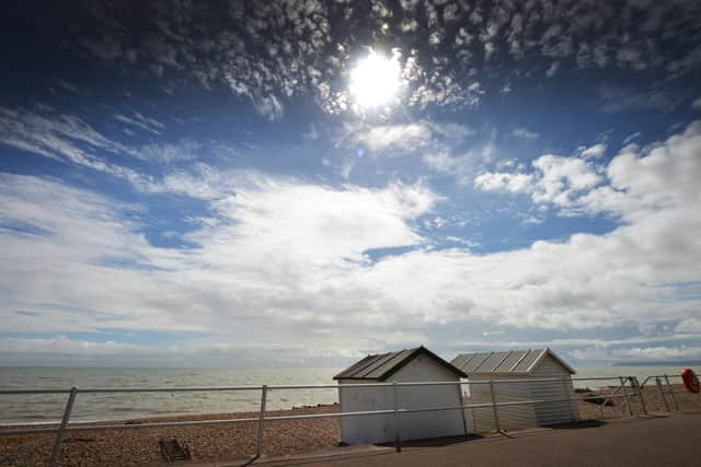 File: Bexhill seafront/Bexhill beach
