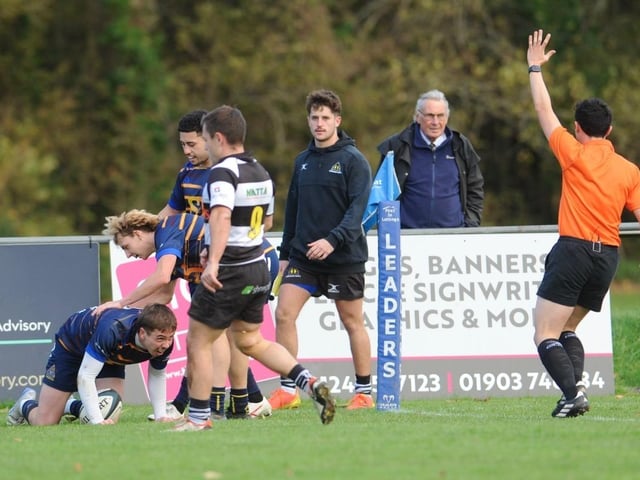Worthing Raiders v Farnham, Regional 1 South Central