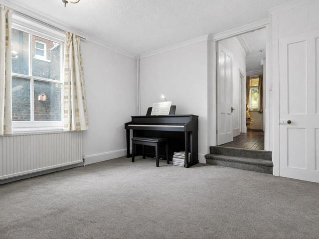 The dining room leads through to the kitchen / breakfast room