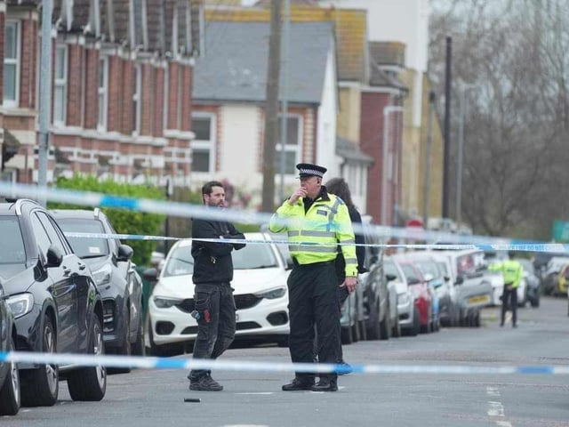 A major police investigation is underway after a ‘fight’ in Portslade left two people in hospital in a ‘critical condition’. Five men have been arrested