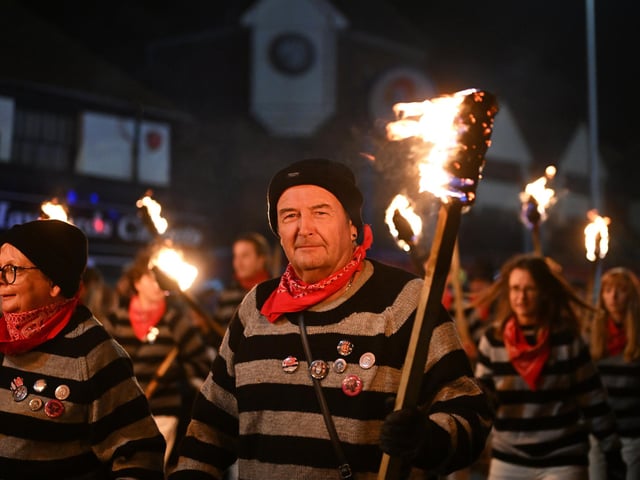 Hailsham Bonfire Procession 2026 (Photo by Jon Rigby)