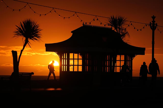 Photographer Eddie Mitchell took these pictures of the stunning sunset in Worthing at the weekend