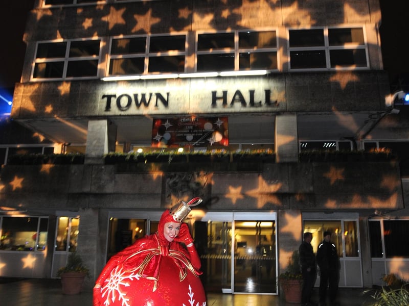 jpco 26-11-14 Christmas Lights switch on in The Boulevard, Crawley 2014 (Pic by Jon Rigby)