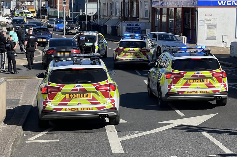 Photos show police vans, cars and officers in Newland Street, Worthing