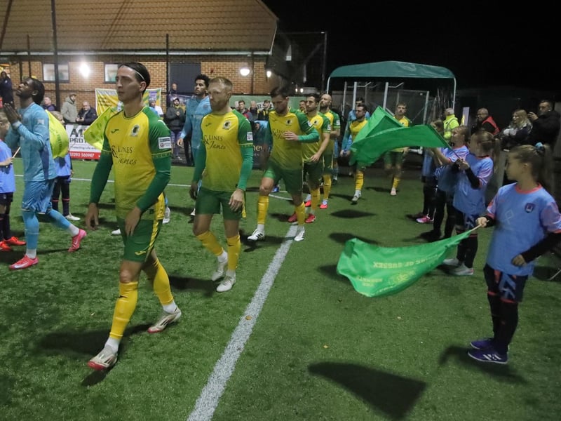 Horsham v Dover Athletic, National League South