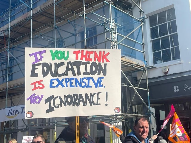 School strikes in Sussex: Hundreds of protesters arrive to take part in Sussex teacher protest - in 23 pictures
