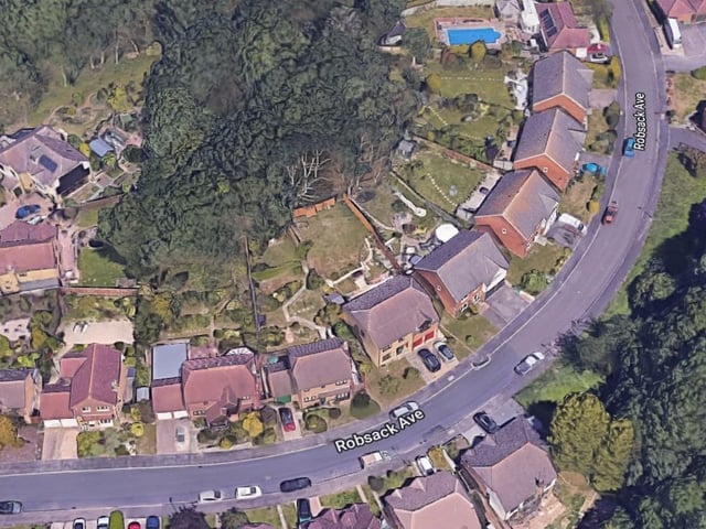 The neighbourhood with the highest average household income was Ashdown. There, households had an estimated total annual income, before tax, of £45,000