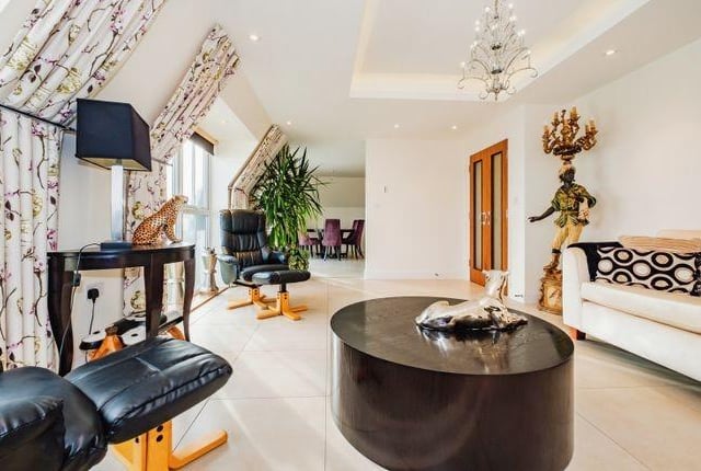 The property is on the market with King and Chasemore.