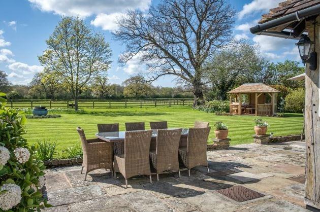 There is plenty of space for outdoor entertaining or dining al fresco