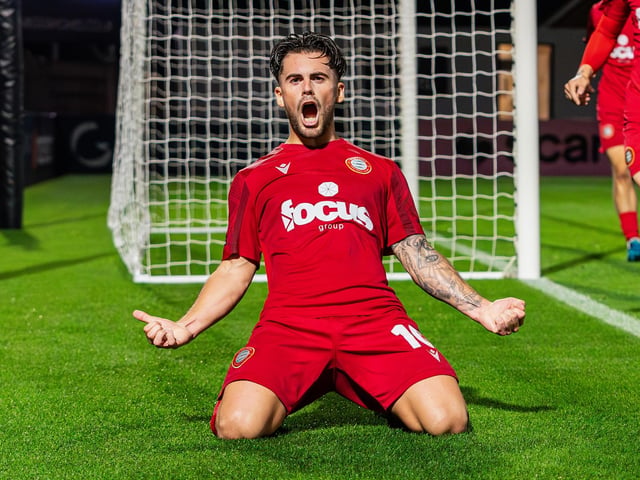 Boreham Wood v Worthing in National League South