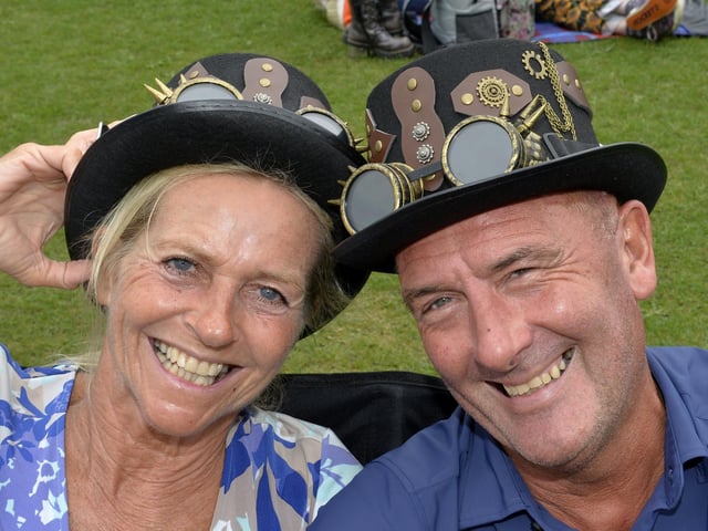 Steampunk Festival Eastbourne 24 (Photo by Jon Rigby)