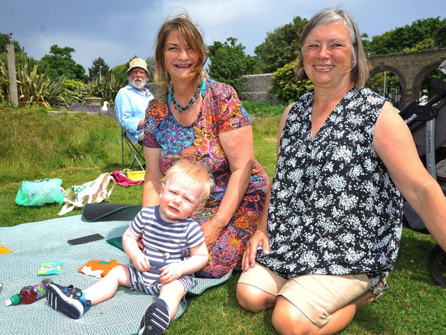 Fun and games in Denton Gardens at the community picnic