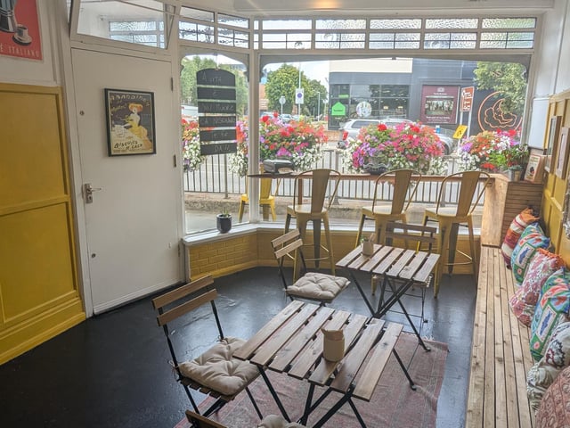 Fabio’s Italian Street Food and Coffee is providing authentic Italian food, snacks and treats to the people of Worthing and beyond from its new café in Chapel Road