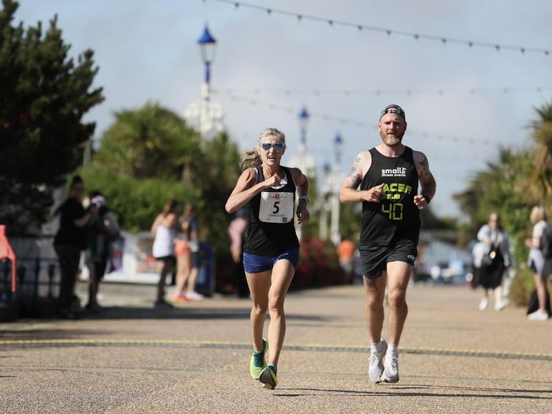 The start, finish, action and podium photos from the 2024 Eastbourne 10k