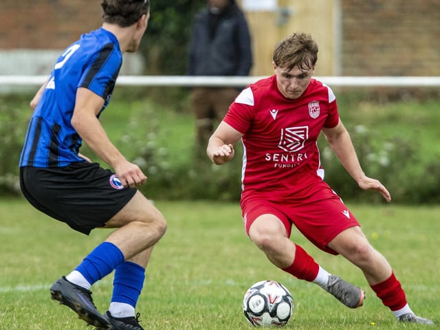 Seaford v Dorking Wanderers B in the SCFL Division 1
