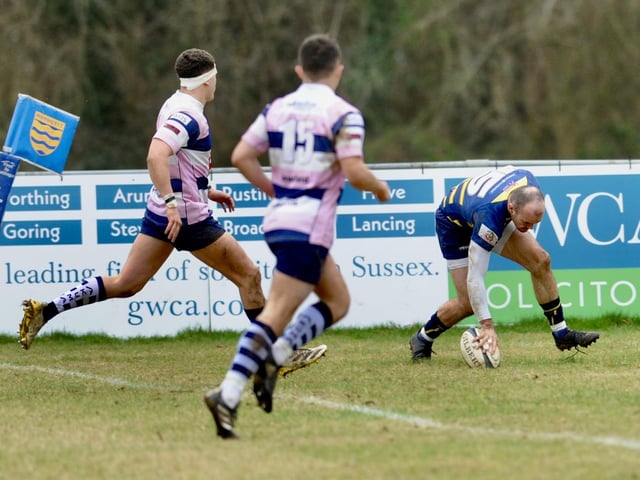 Action from Worthing Raiders' win over Westcombe Park at Roundstone Lane