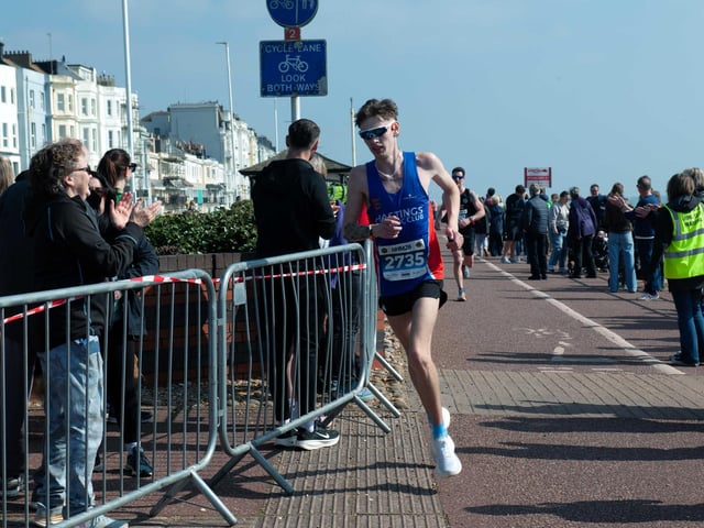 Hastings Half Marathon 2026 - pictures by Frank Copper