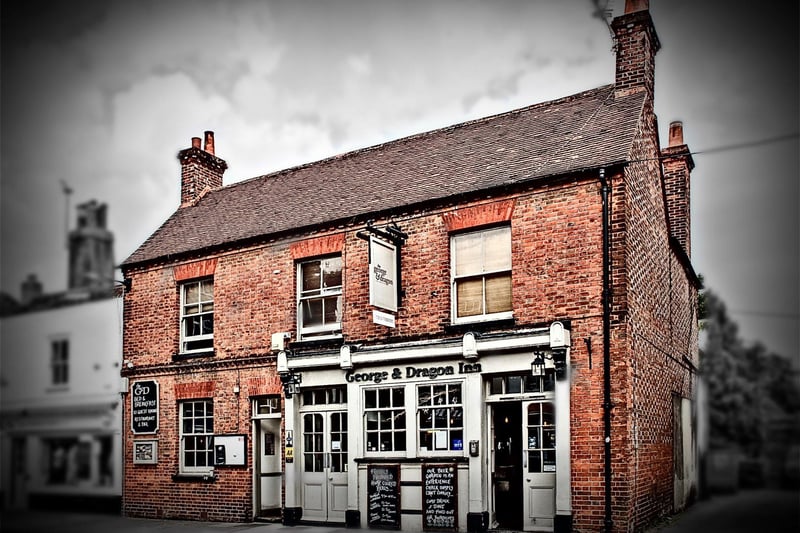 Up next is The George and Dragon Inn with 4 stars from 226 reviews. They are located on 51 North Street, Chichester.