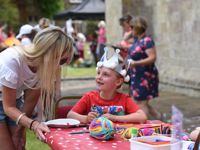 Platinum Jubilee Picnic on the Cathedral Green. Picture: Liz Pearce 03/06/2022