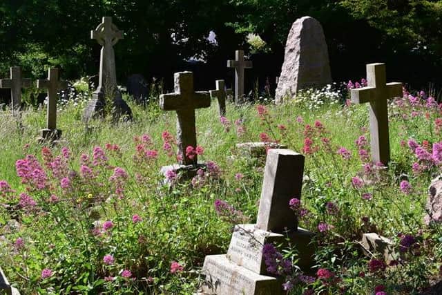 Heene Cemetery was designated a West Sussex Site of Nature Conservation Importance in 1992