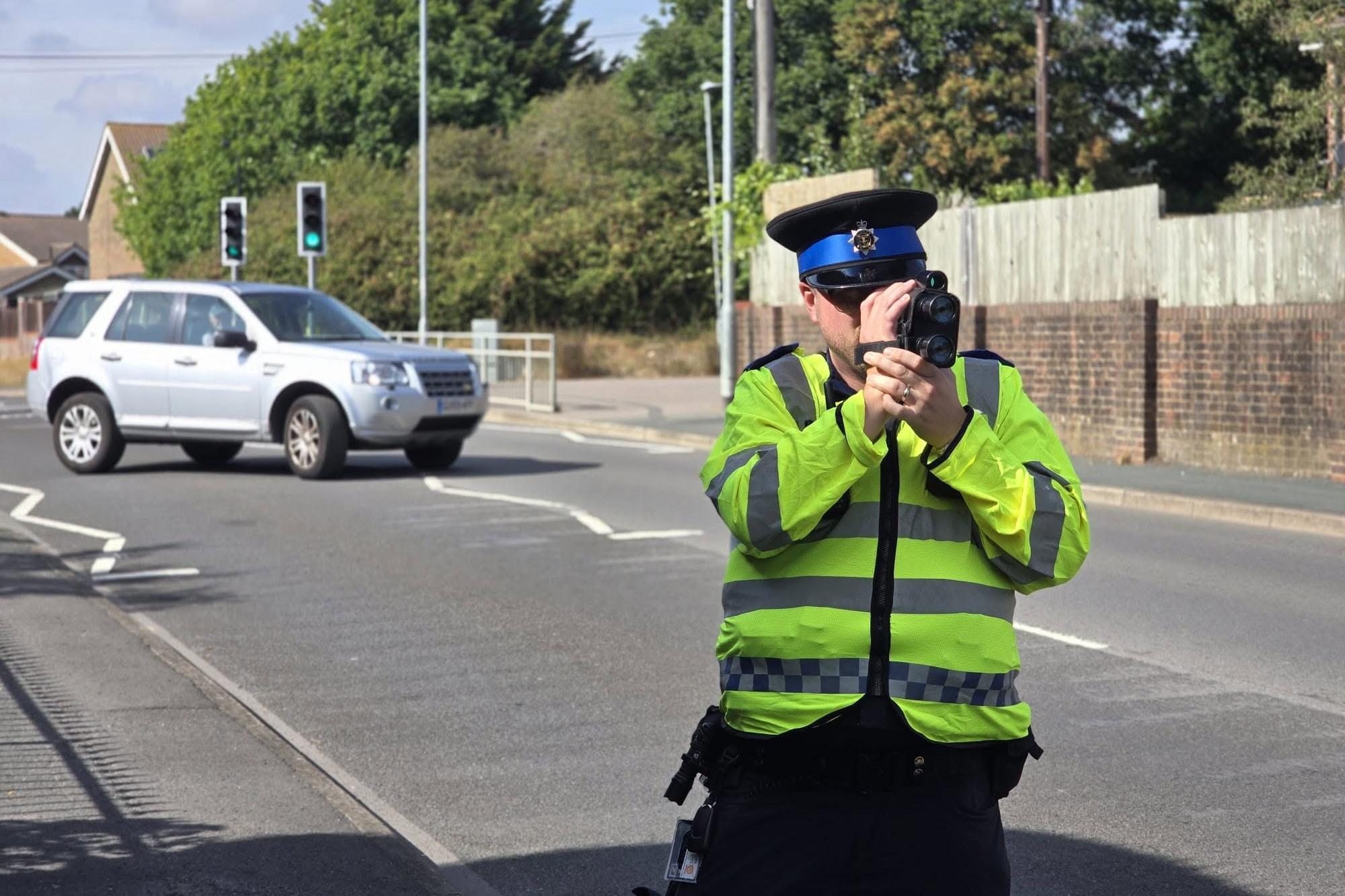 Polizei führt Geschwindigkeitskontrollen in Eastbourne wegen gefährlichen ...