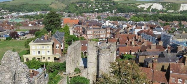 Lewes - A charming market town with cobbled streets, historic buildings, and a castle. Lewes is known for its lively arts scene, independent shops, and unique events such as the annual Bonfire Night celebrations