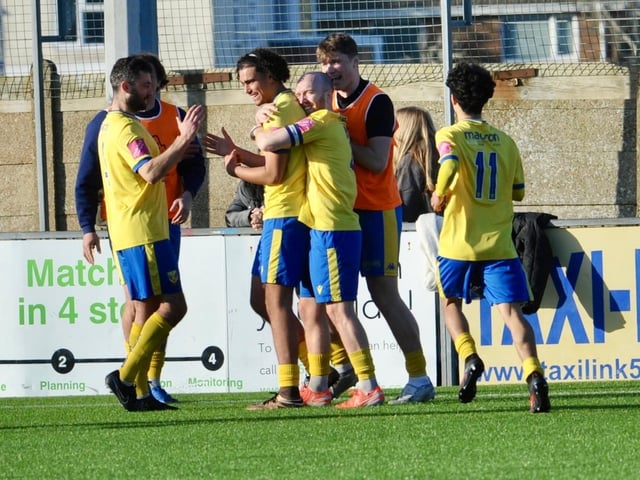 Lancing v Eastbourne United, SCFL premier