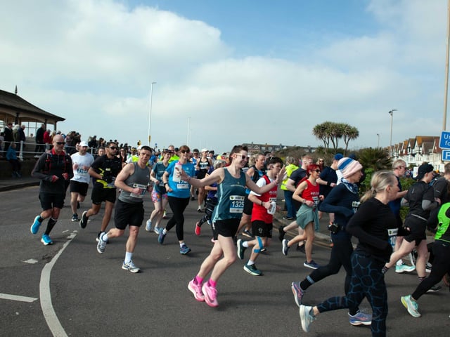 Hastings Half Marathon 2026 - pictures by Frank Copper