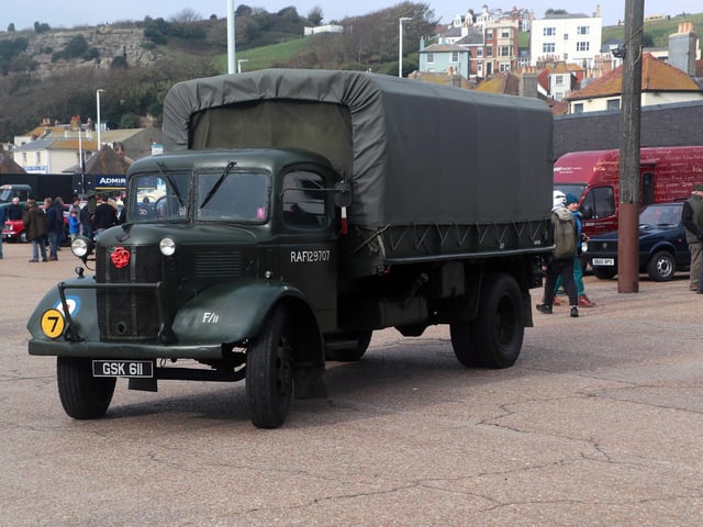 Hastings Week 2025: Sprat & Winkle Run. Pic by Roberts Photographic.