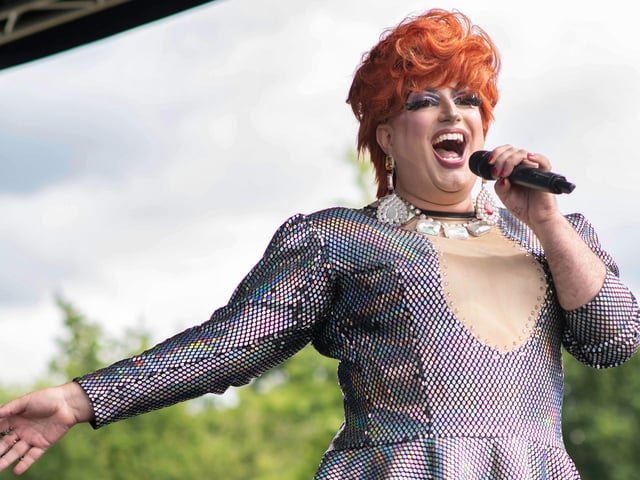 Crawley Pride 2022 - Picture by Geoff Nichols Photography | Instagram @geoffnphoto | Twitter @geoffnicphoto