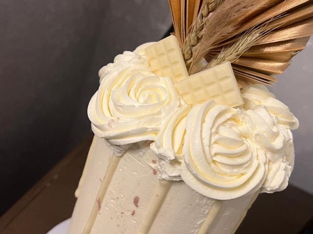 Rèver Desserts has opened in Arundel
