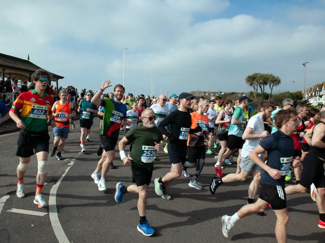 Hastings Half Marathon 2026 - pictures by Frank Copper