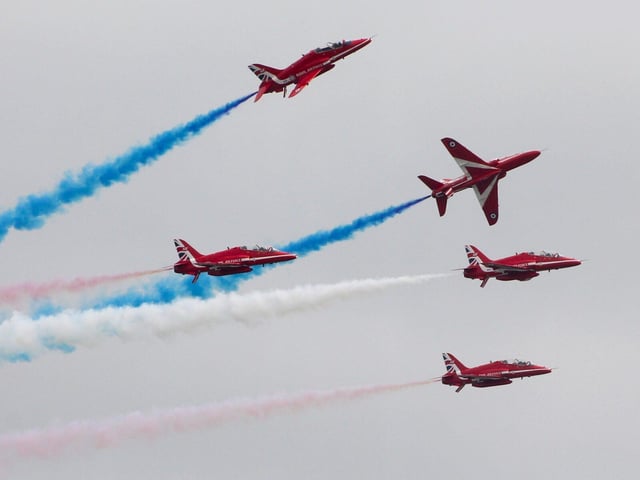 The Red Arrows performing rollbacks