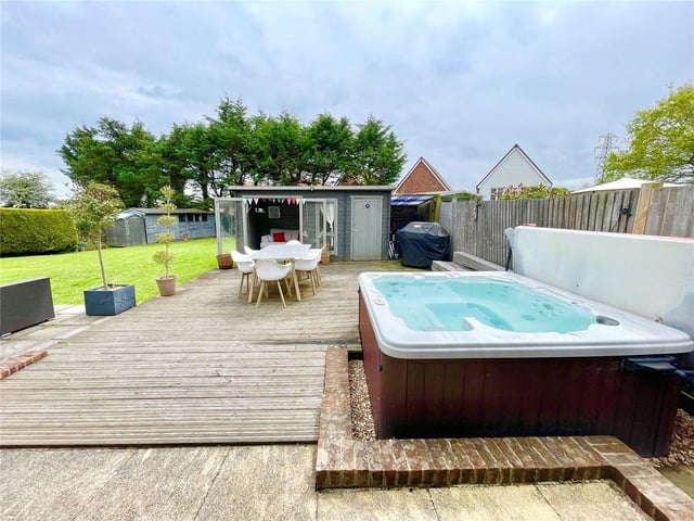 Arlington Road East, Hailsham