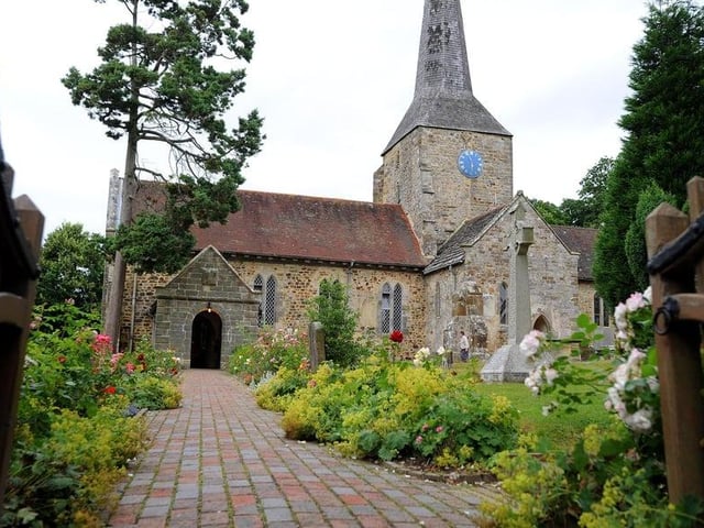 Households in Horsted Keynes, Ardingly & Sharpthorne have an average annual income after tax of £53,000