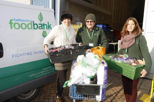 Housebuilder donates £2,500 to Eastbourne Foodbank