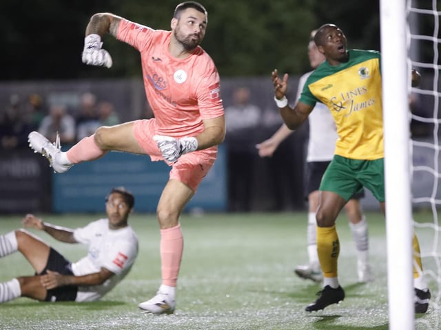 Horsham v Chichester City