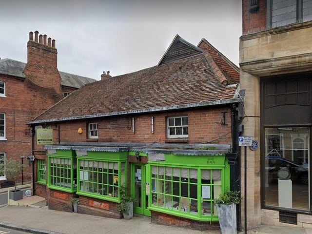 La Campania has an 'exceptional' overall rating, based on 979 OpenTable reviews. Restaurant-goers have awarded the Arundel-based eatery four-and-a-half stars out of five. It is a traditional English pub that has been converted into a dining room and offers some classic Italian dishes