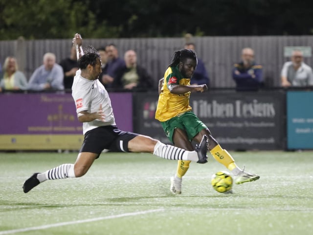 Horsham v Chichester City
