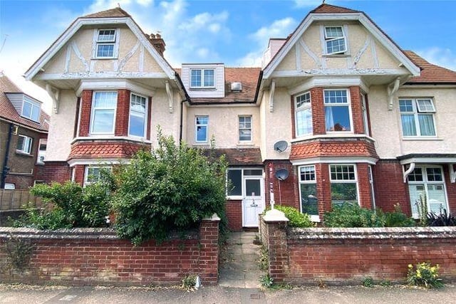 The property is situated in Goda Road, only a short walk away from local shops, schools and Littlehampton town centre