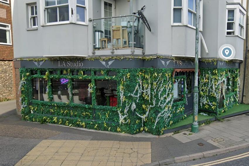 ‘Stone’ shopfront in Shoreham allowed to stay for three years